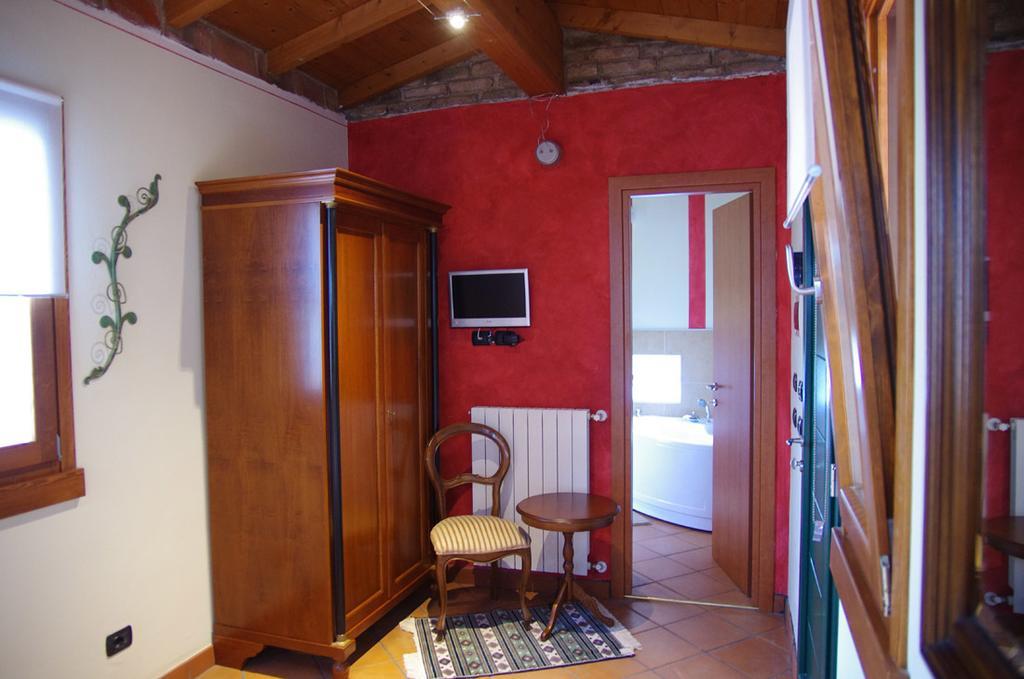 Agriturismo Casa Villi โซลเฟริโน ภายนอก รูปภาพ